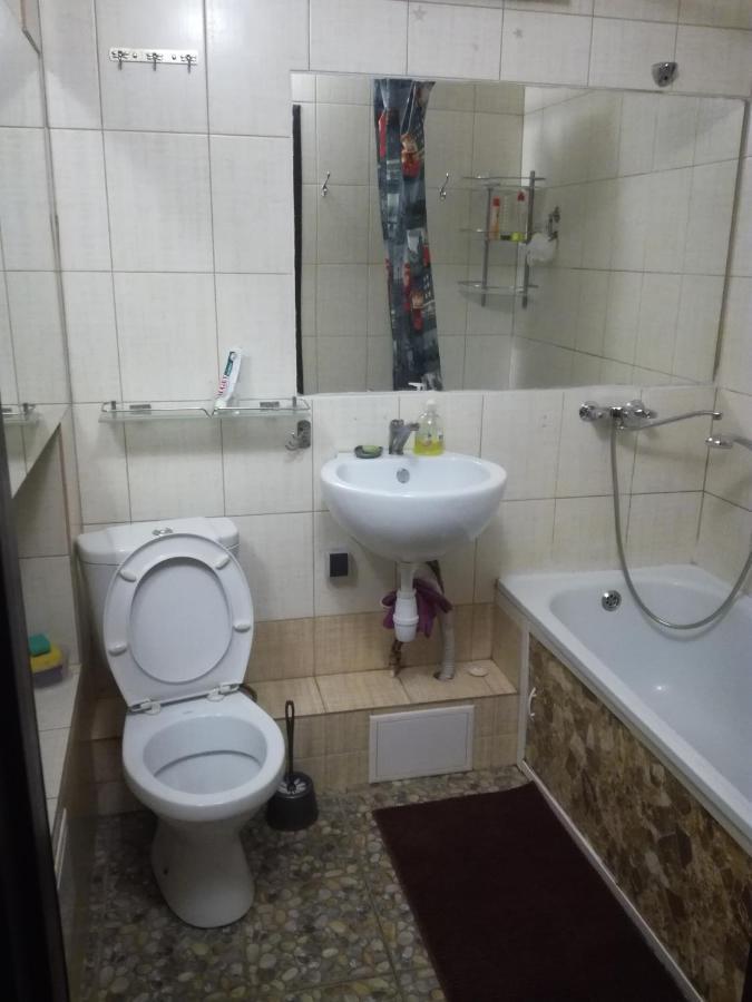 Apartamenty Riadom S Centrom Goroda Veliki Novgorod Buitenkant foto