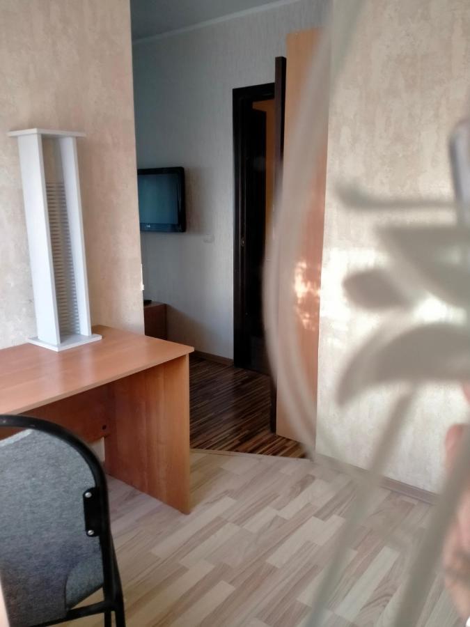 Apartamenty Riadom S Centrom Goroda Veliki Novgorod Buitenkant foto